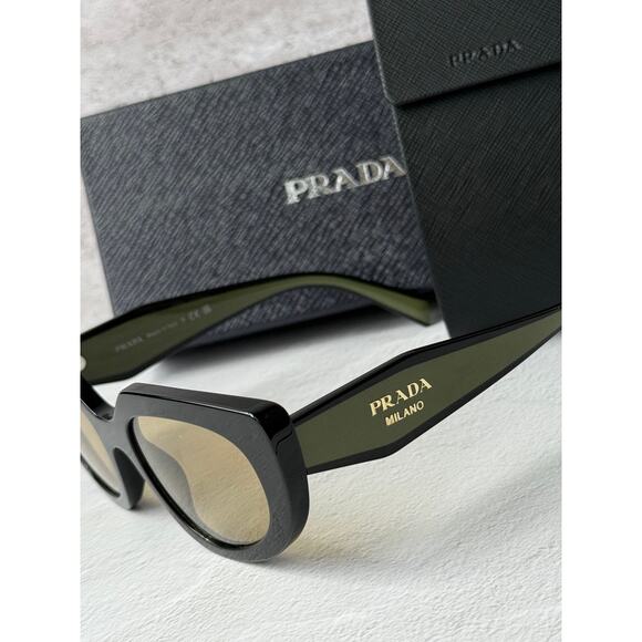 NEW Prada PR D02S Cat Eye Sunglasses in Black Green $390 main image 4
